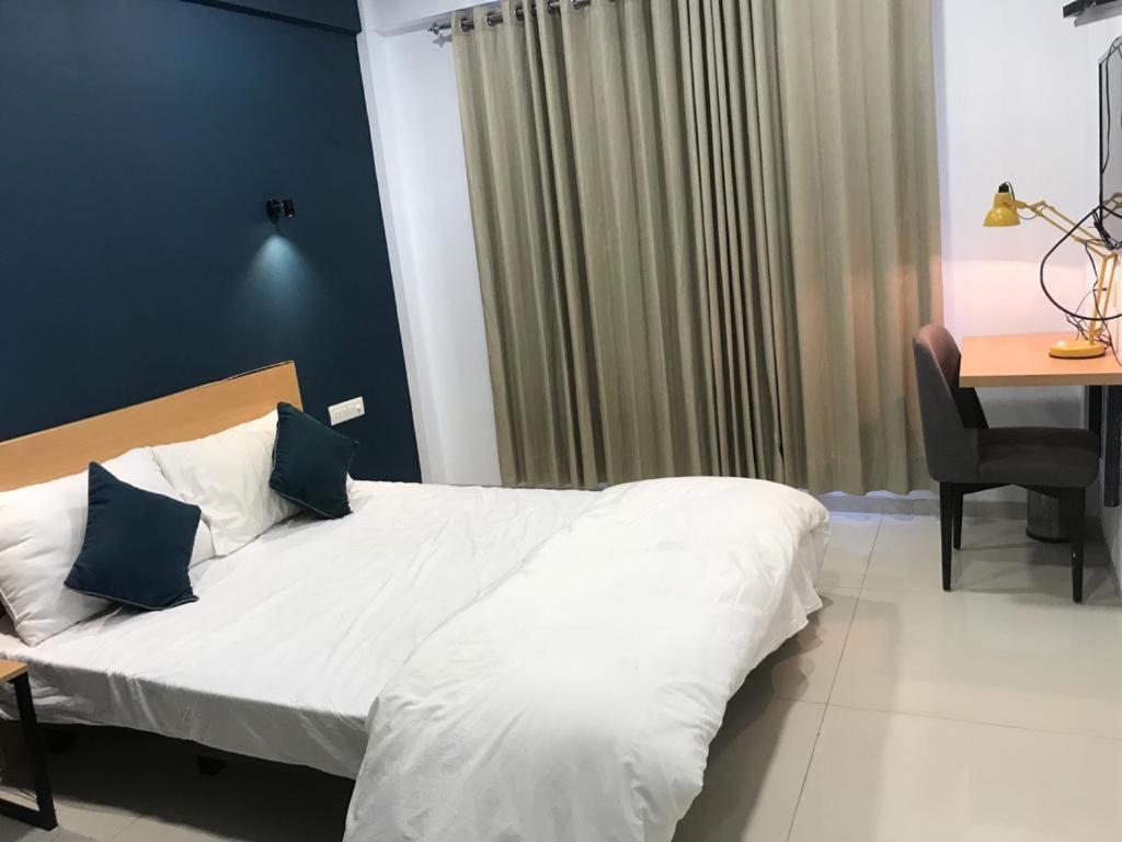 Hotel Hooliv 7 Avenues G Block Pune Exterior foto
